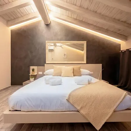 Luxury Duplex - Centro & Design * Iseo